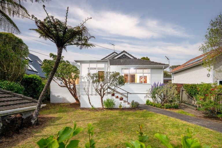 Photo of property in 23 Friend Street, Karori, Wellington, 6012