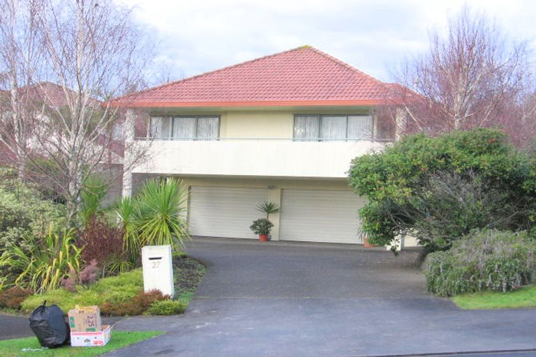Photo of property in 27 Tralee Terrace, Dannemora, Auckland, 2016