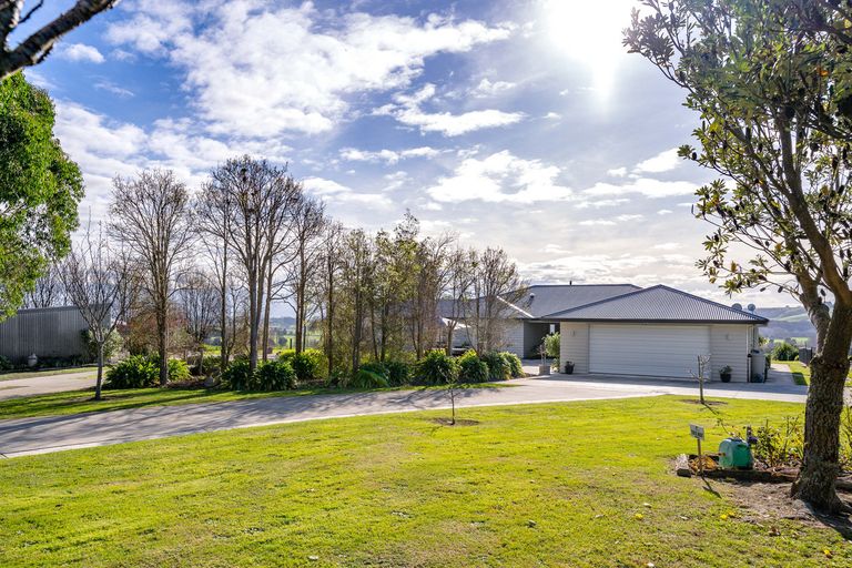 Photo of property in 113 Ahiaruhe Road, Ahiaruhe, Carterton, 5792