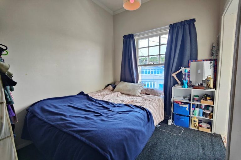 Photo of property in 71 Nairn Street, Mount Cook, Wellington, 6011