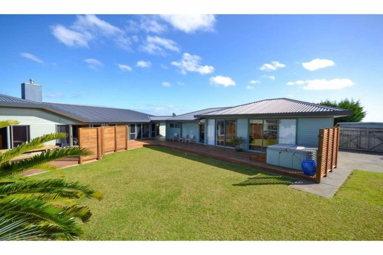 Photo of property in 47 Doves Bay Road, Kerikeri, 0294