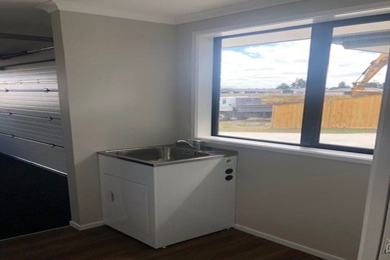 Photo of property in 69 Murray Ward Drive, Te Kauwhata, 3710