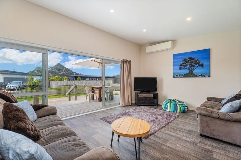 Photo of property in 20 Tairua Palms Place, Tairua, 3508