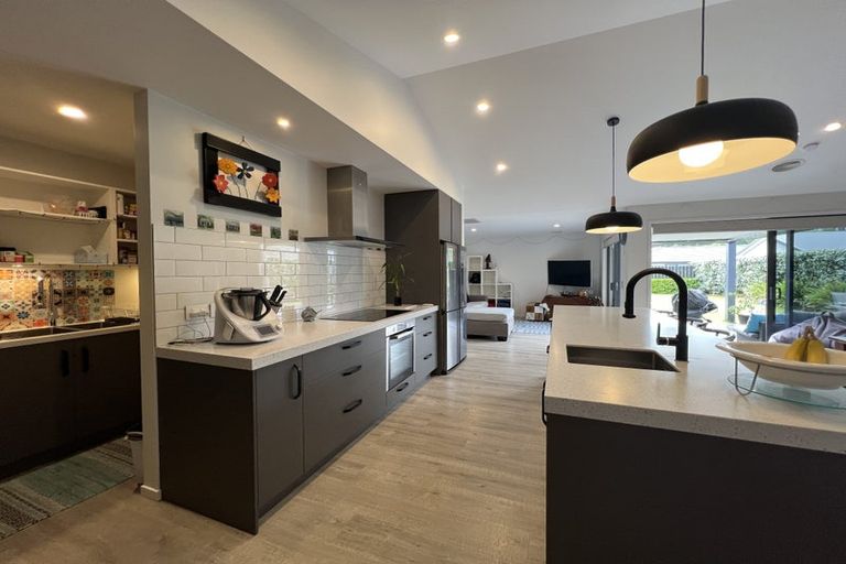 Photo of property in 12 Chadlington Way, Lower Shotover, Queenstown, 9304