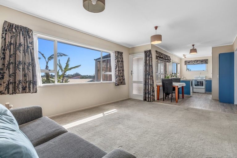 Photo of property in 140 Kingswood Road, Brookfield, Tauranga, 3110