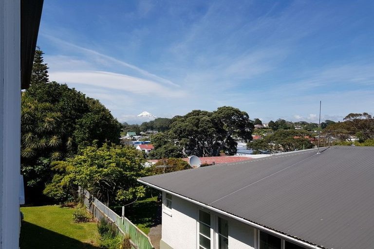 Photo of property in 3/53 Young Street, New Plymouth, 4310