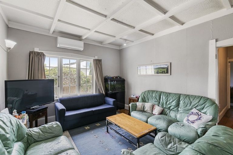 Photo of property in 61 Owen Street, Belmont, Lower Hutt, 5010