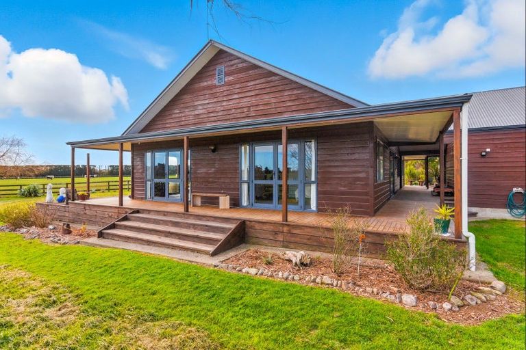 Photo of property in 70 Joblins Road, Levin, 5571