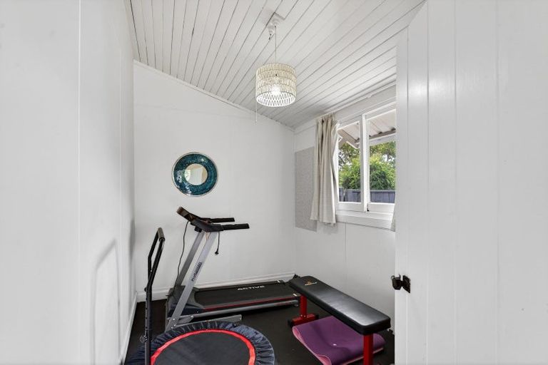 Photo of property in 707 Victoria Street, Parkvale, Hastings, 4122