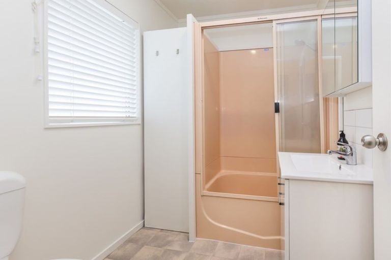 Photo of property in 4b Palm Grove, Berhampore, Wellington, 6023