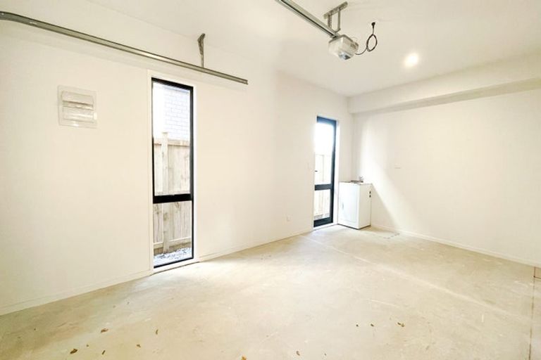 Photo of property in 7d Wellesley Road, Mangere Bridge, Auckland, 2022