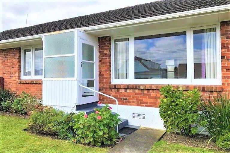Photo of property in 2/190 Bayswater Avenue, Belmont, Auckland, 0622