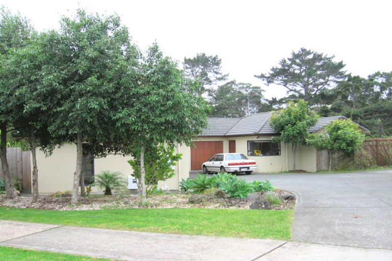 Photo of property in 11 Monkton Close, Greenhithe, Auckland, 0632