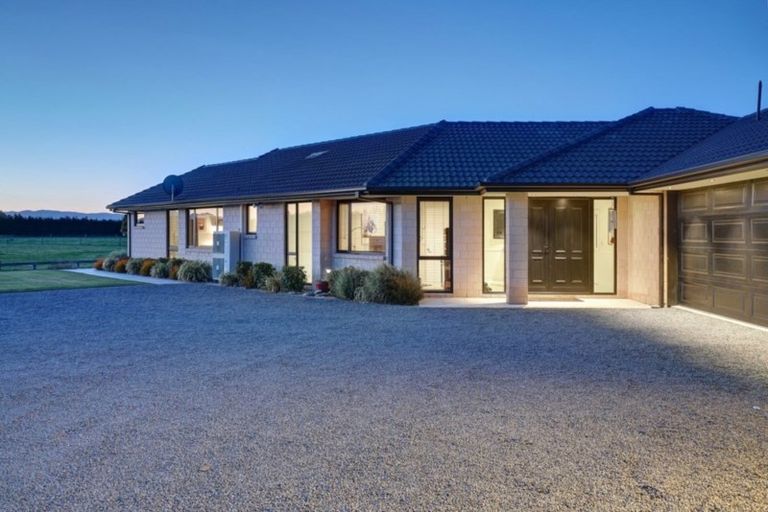 Photo of property in 1909 South Eyre Road, Eyrewell, Rangiora, 7476