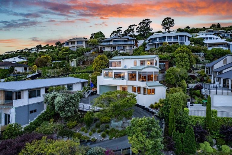 Photo of property in 31 The Cliffs, Britannia Heights, Nelson, 7010