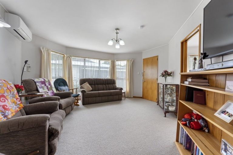 Photo of property in 3 Hughes Court, Pahiatua, 4910