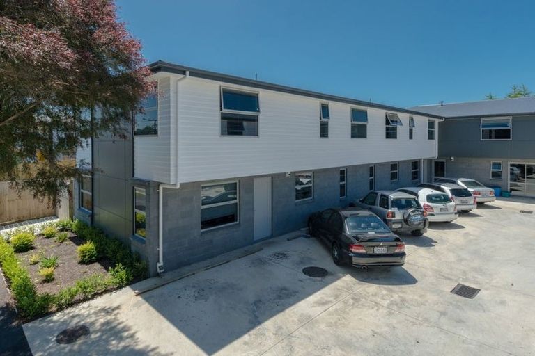 Photo of property in 1/12 Hogan Street, Hamilton East, Hamilton, 3216
