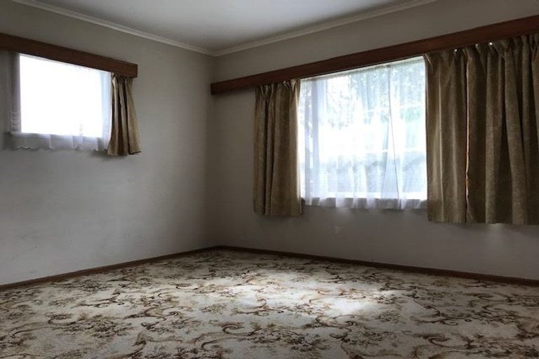 Photo of property in 32 Regent Street, Papatoetoe, Auckland, 2025