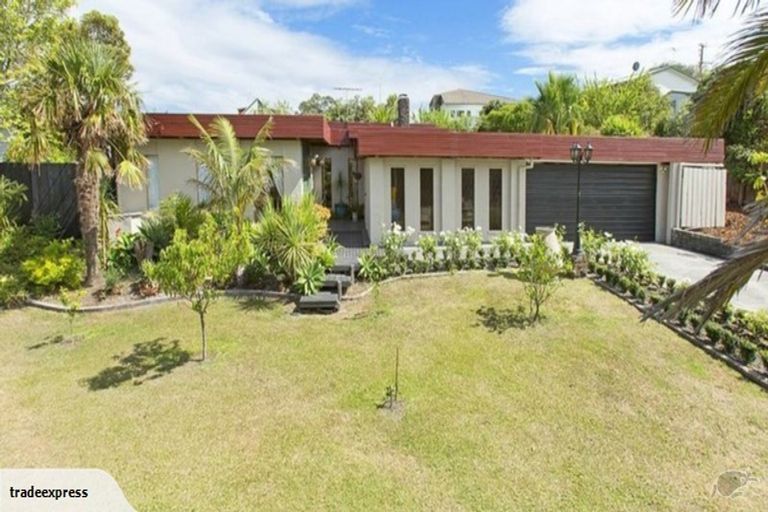 Photo of property in 30 Brandon Road, Manly, Whangaparaoa, 0930