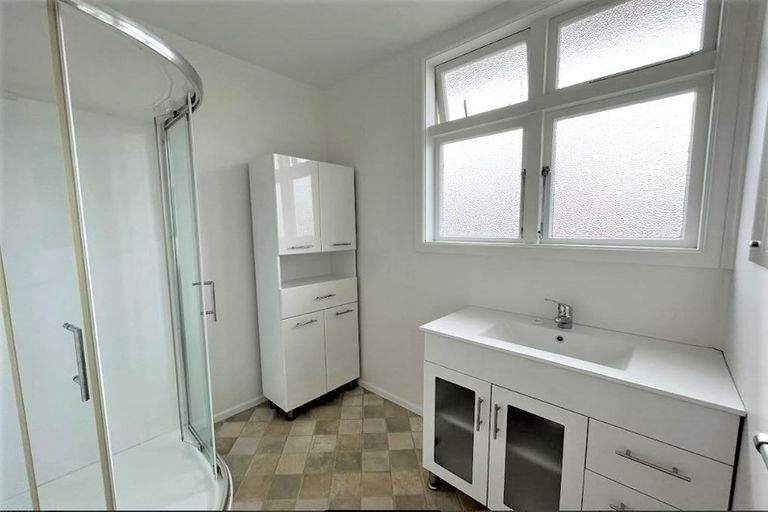 Photo of property in 28 Raglan Street, Lansdowne, Masterton, 5810