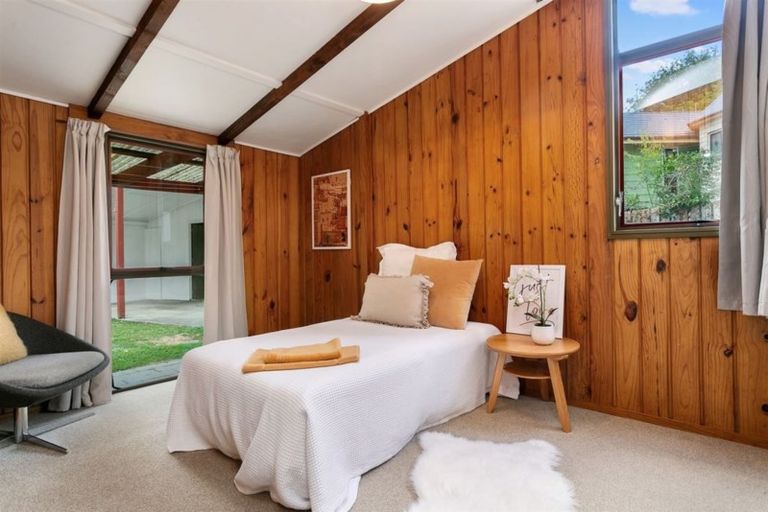 Photo of property in 66 Shakespeare Street, Leamington, Cambridge, 3432