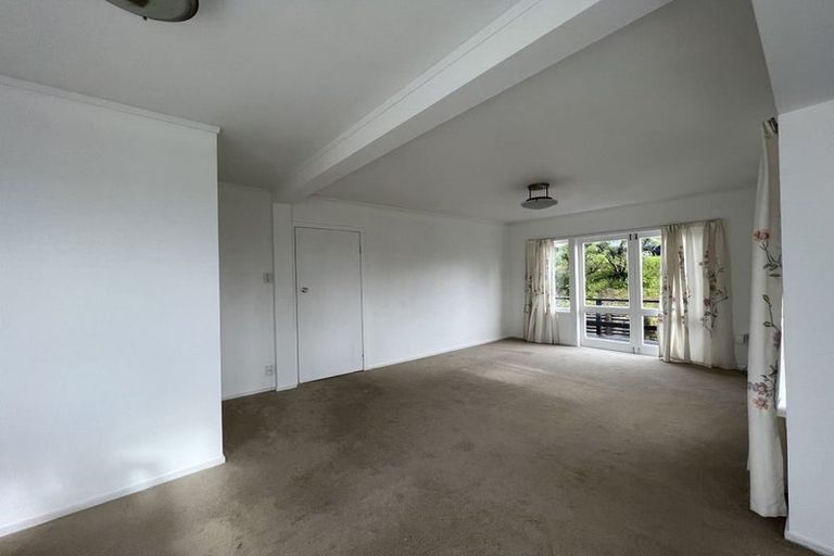 Photo of property in 26 Matipo Road, Mairangi Bay, Auckland, 0630