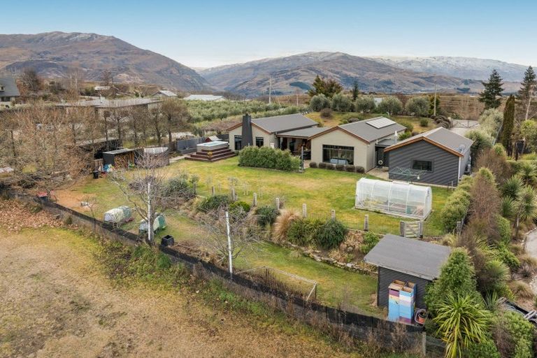Photo of property in 57 Hall Road, Bannockburn, Cromwell, 9384
