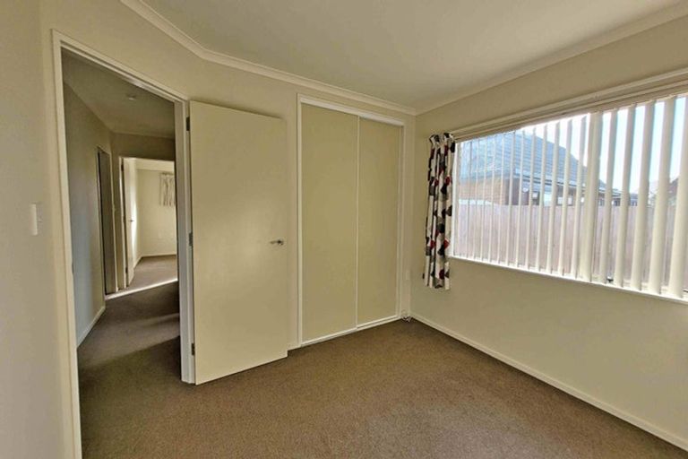 Photo of property in 28/28 Fuller Close, Levin, 5510