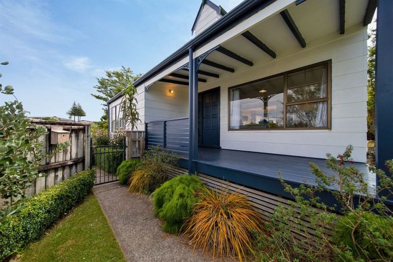 Photo of property in 6 Warkworth Grove, Bell Block, New Plymouth, 4312