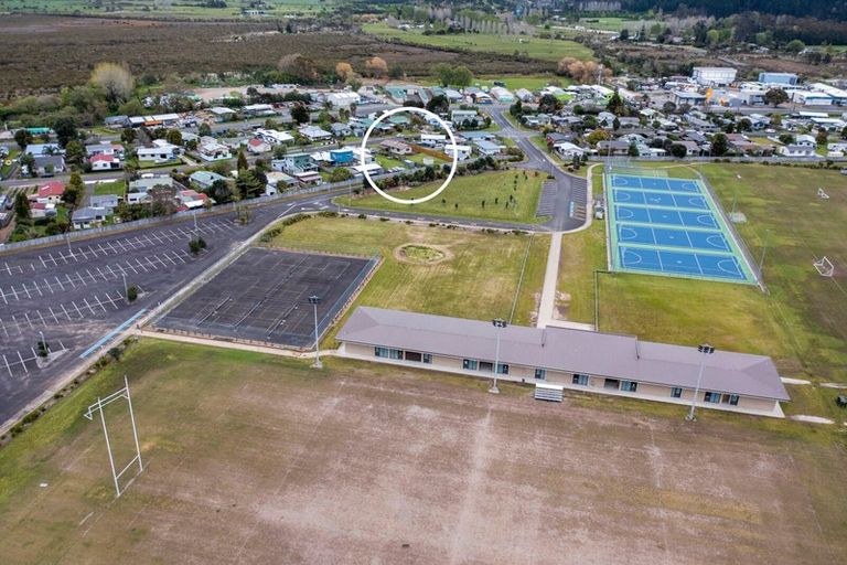 Photo of property in 28 Moewai Park Road, Whitianga, 3510