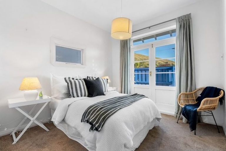 Photo of property in 65 Wiggins Street, Sumner, Christchurch, 8081