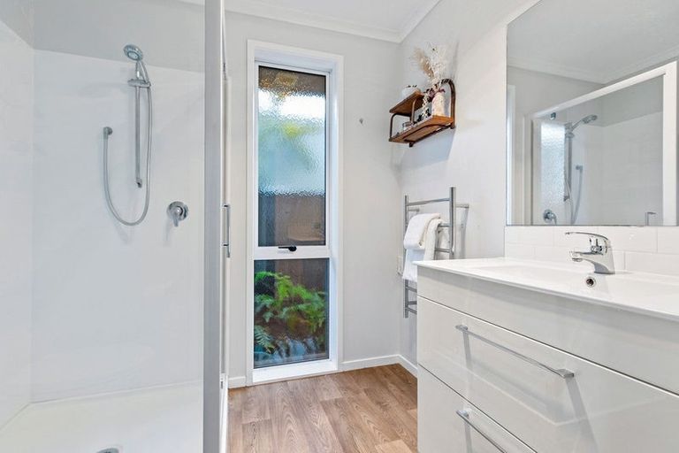 Photo of property in 9 Bracken Mews, Pyes Pa, Tauranga, 3112