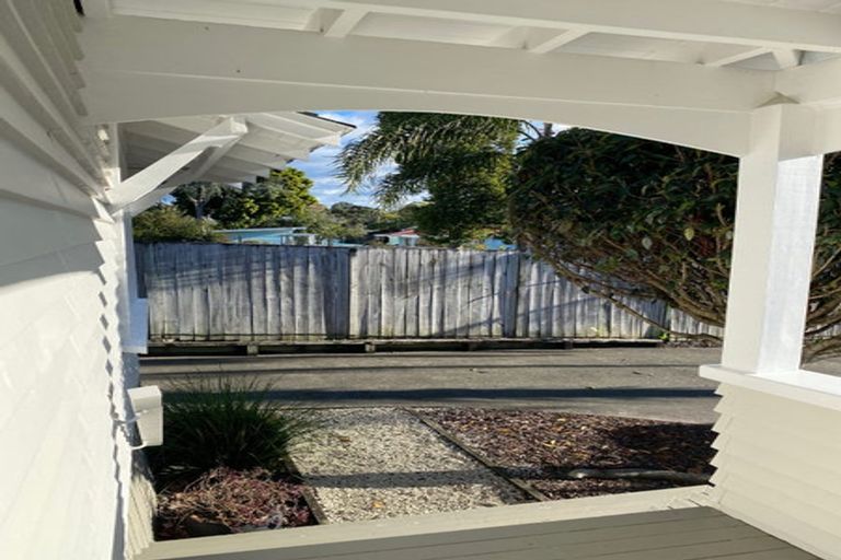 Photo of property in 49a Brandon Road, Glen Eden, Auckland, 0602