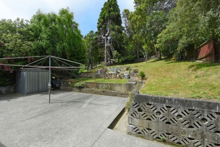 Photo of property in 99 Manuka Street, Stokes Valley, Lower Hutt, 5019