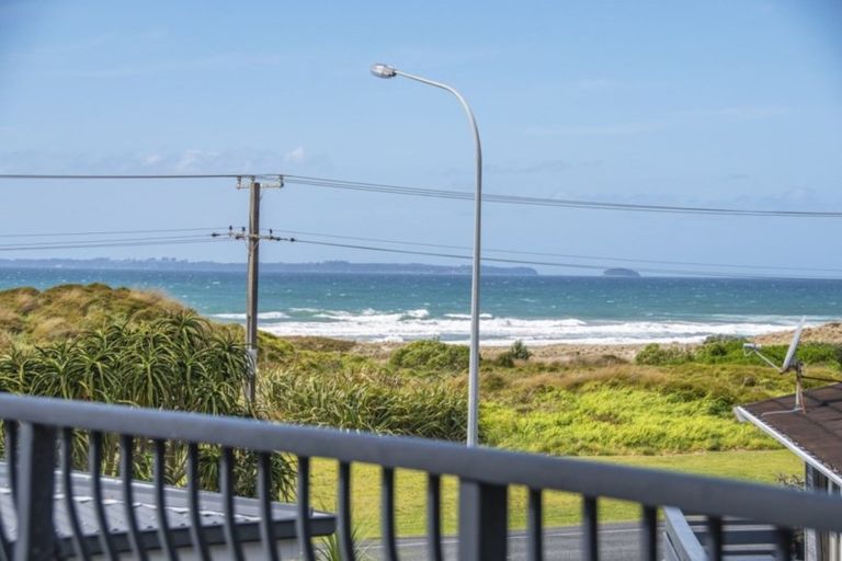 Photo of property in 598b Papamoa Beach Road, Papamoa Beach, Papamoa, 3118