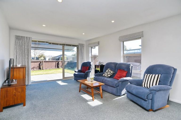 Photo of property in 1/44 Burwood Road, Burwood, Christchurch, 8083
