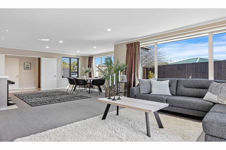Photo of property in 42a Santa Rosa Avenue, Halswell, Christchurch, 8025