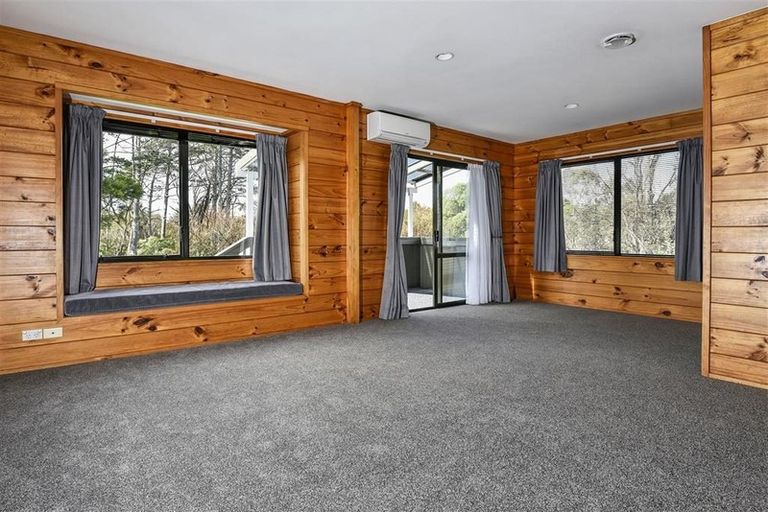 Photo of property in 1036a Great North Road, Point Chevalier, Auckland, 1022