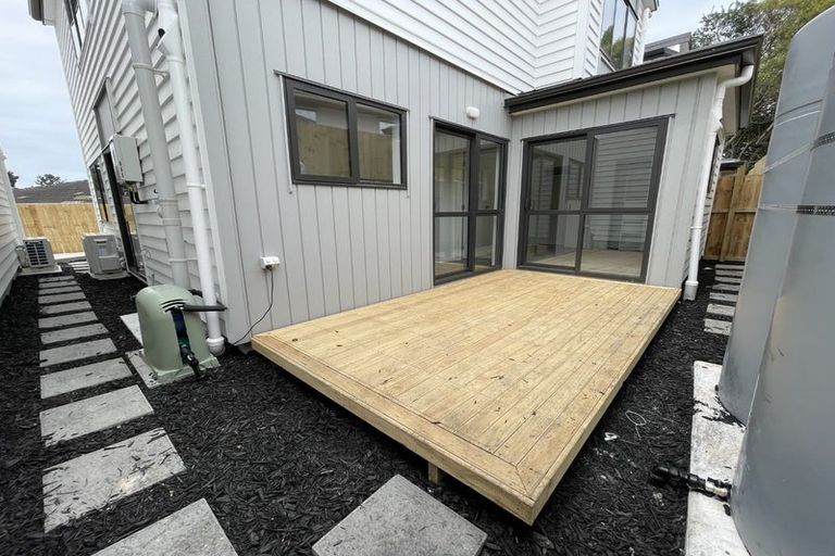 Photo of property in 11b Regency Place, Sunnynook, Auckland, 0632