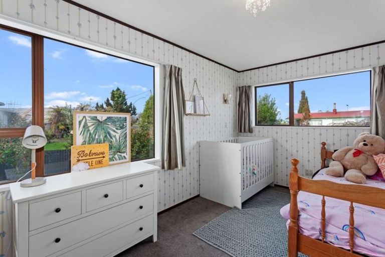 Photo of property in 15 Kauri Street, Edgecumbe, 3120