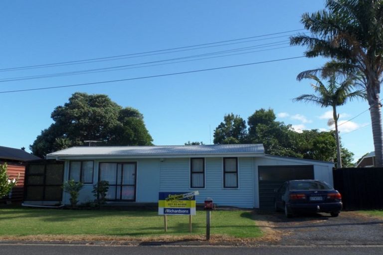 Photo of property in 10 Tatahi Street, Te Puru, Thames, 3575