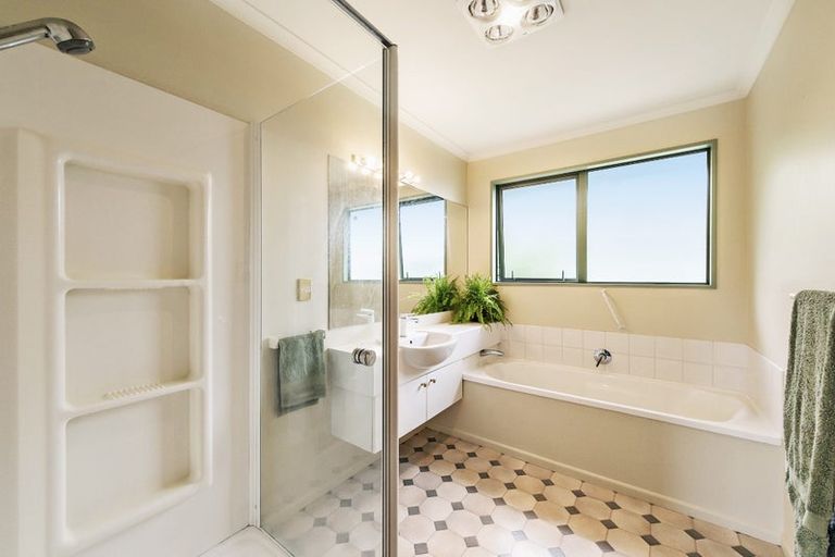 Photo of property in 62 High Street, Southbridge, 7602