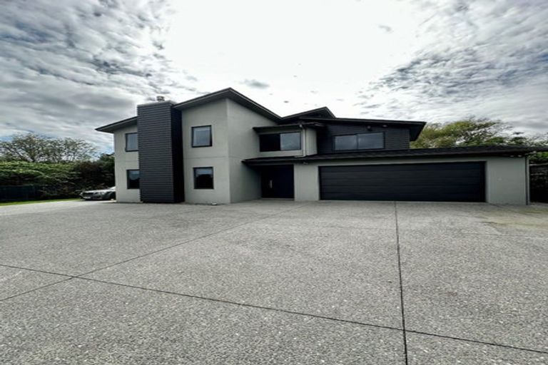 Photo of property in 100a Cyril French Drive, Flat Bush, Auckland, 2016