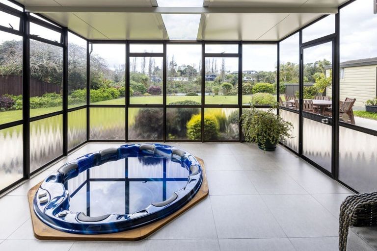 Photo of property in 68 Delamare Road, St Andrews, Hamilton, 3200