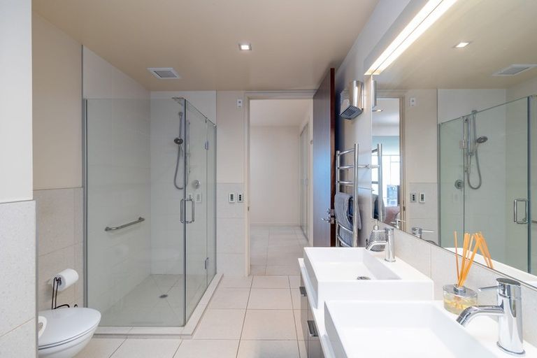 Photo of property in Quay Apartments, 104/283 Wakefield Quay, Stepneyville, Nelson, 7010