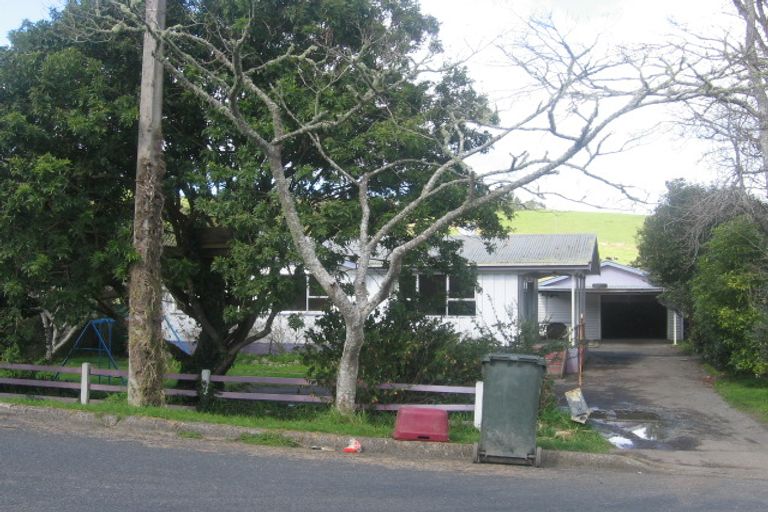 Photo of property in 84 Valley Road, Hikurangi, 0114