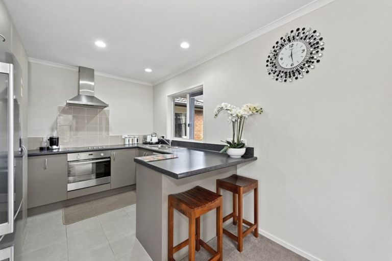 Photo of property in 8 Hartington Lane, Dinsdale, Hamilton, 3204