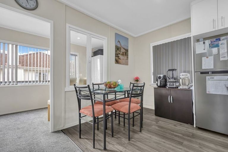 Photo of property in 25a Bunnythorpe Road, Papakura, 2110