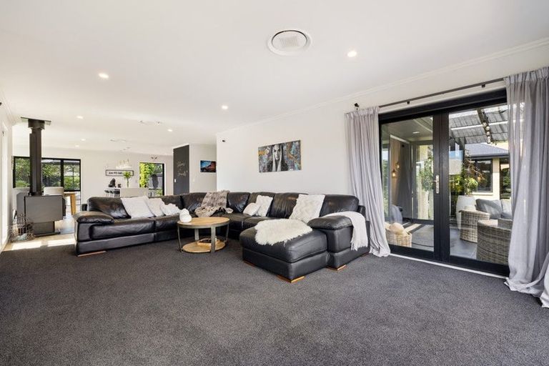 Photo of property in 1 Riverside Lane, Spencerville, Christchurch, 8083