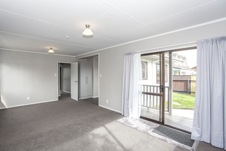 Photo of property in 62 Benmore Avenue, Cloverlea, Palmerston North, 4412